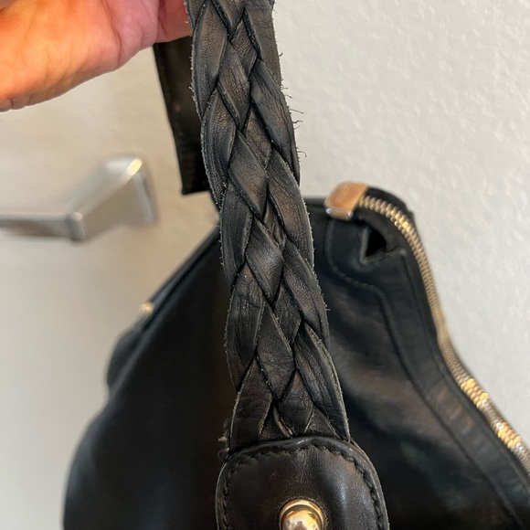 ✨AUTHENTIC✨ Gucci Hobo Bag with Braided Strap - Picture 5 of 13